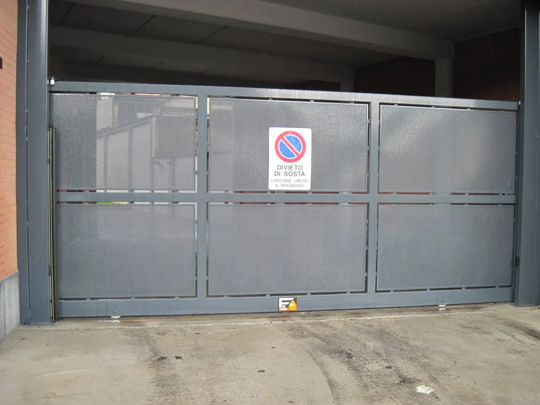 Cancello in metallo su misura a Torino