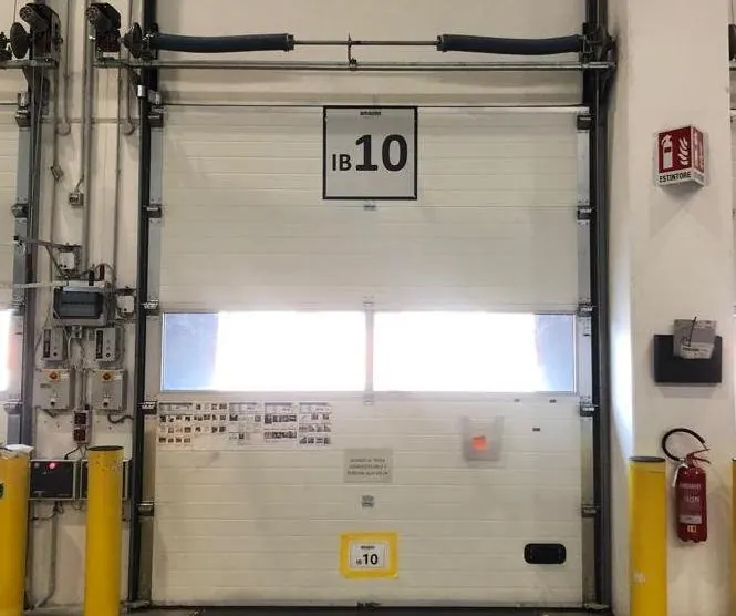 Porta ad apertura rapida per magazzino a Torino